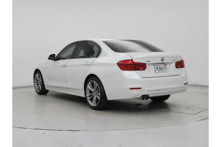 $17998 : BMW 3 Series 2017 AWD 330i x image 2
