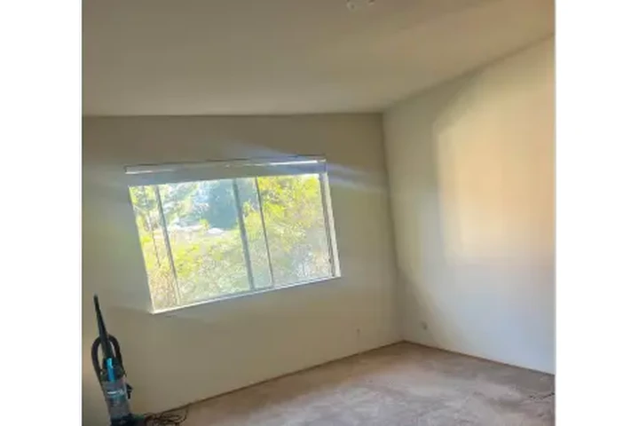 $1200 : Cuarto Privado image 2