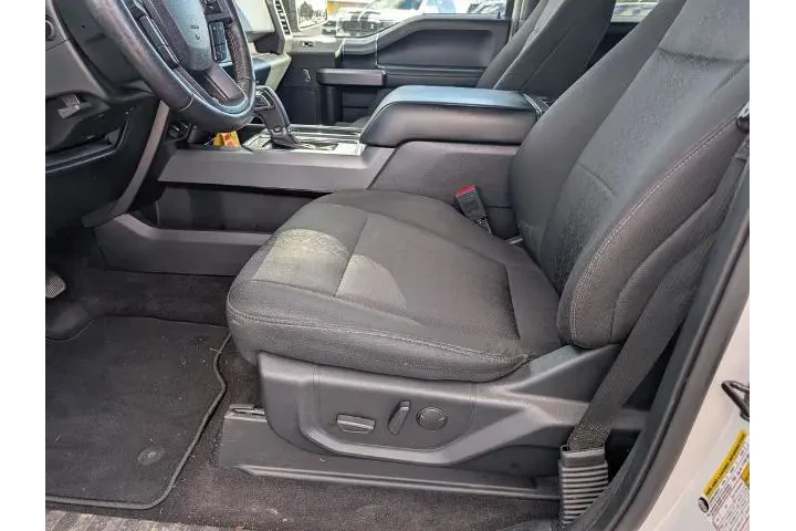 $27000 : Ford F-150 2020 4x4 XLT 4dr image 9