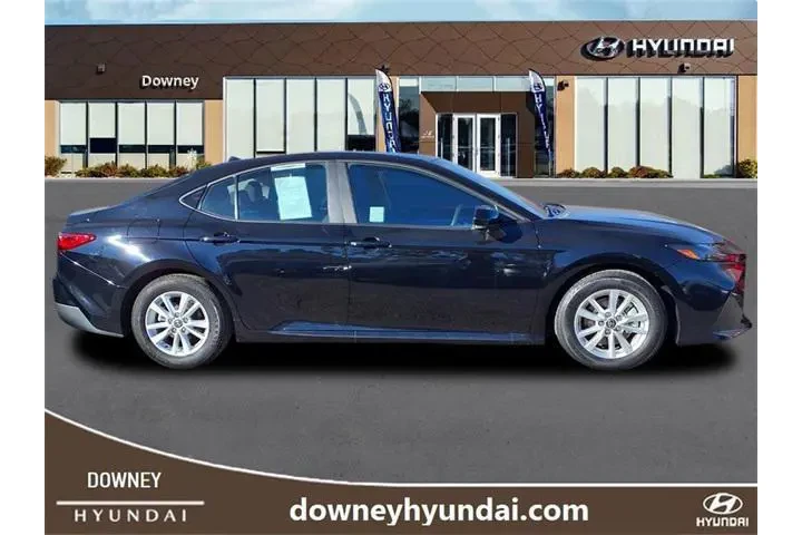 $25556 : Toyota Camry 2025 LE 4dr Sed image 4