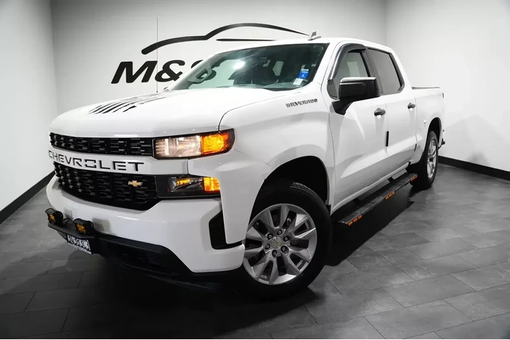 $29827 : 2021 Silverado 1500 Custom image 2