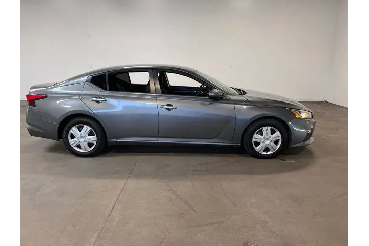 $14941 : Nissan Altima 2021 2.5 S 4dr image 2