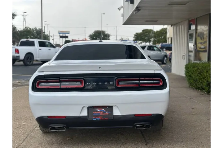 $21999 : 2019 Challenger SXT image 9