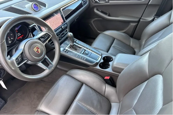 $29900 : Porsche Macan 2020 AWD 4dr S image 9
