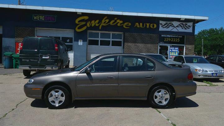 $5999 : 2002 Malibu LS image 1