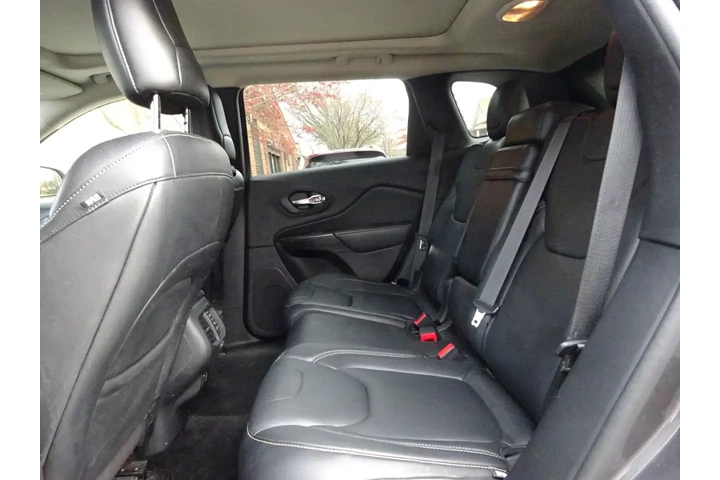 $8900 : 2014 Cherokee FWD 4dr Limited image 9