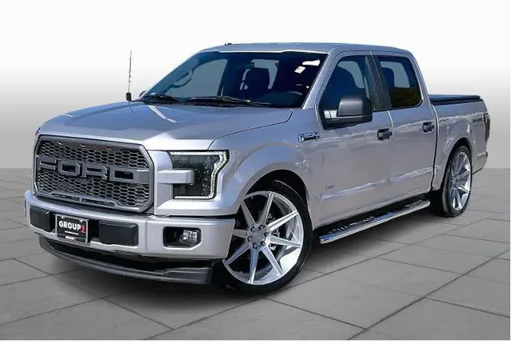 $25580 : Ford F-150 2017 4x2 XL 4dr S image 1