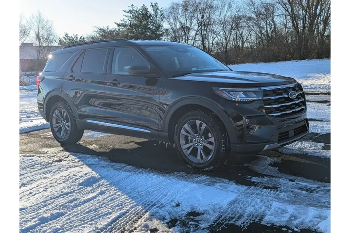 $38999 : Ford Explorer 2025 AWD Activ image 5