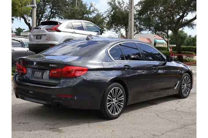 $19190 : BMW 5 Series 2019 530i 4dr S image 10