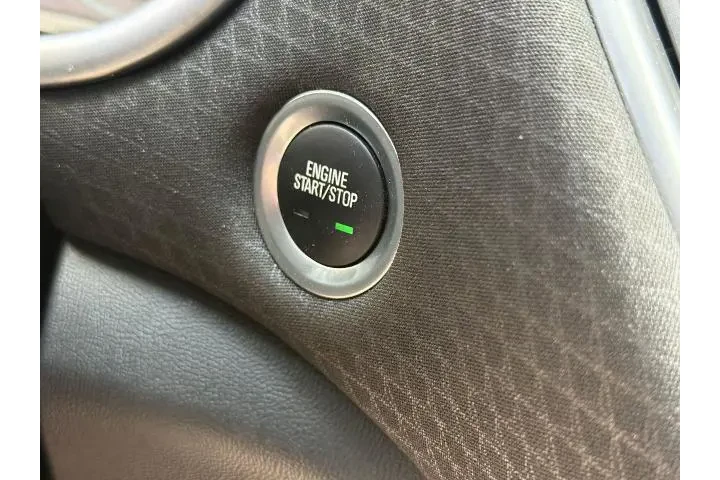 $18295 : Chevrolet Malibu 2024 LT 4dr image 8