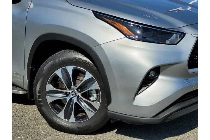 $36600 : Toyota Highlander Hybrid 202 image 9