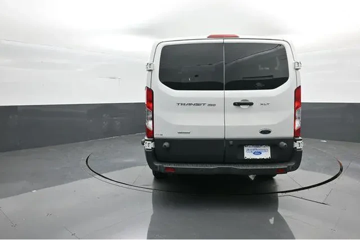 $27356 : Ford Transit 2018 350 XL 3dr image 6