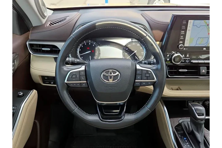 $32998 : Toyota Highlander 2021 AWD L image 9