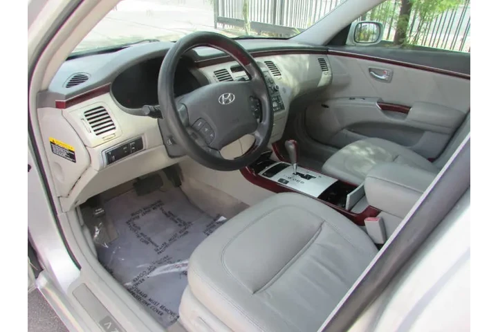 $7995 : 2006 Azera Limited image 10