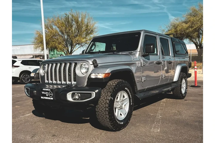 $30477 : Jeep Gladiator 2020 4x4 Over image 8