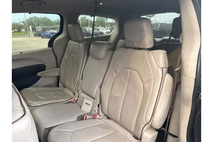 $13997 : Chrysler Pacifica 2017 Limit image 5