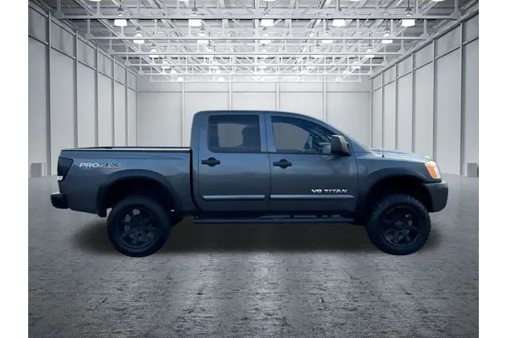 $13395 : Nissan Titan 2012 4x4 PRO-4X image 8