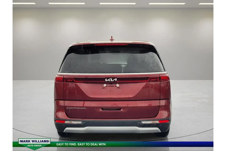 $30798 : Kia Carnival 2022 EX 4dr Min image 5
