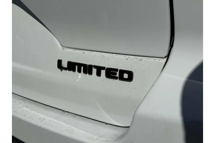 $29985 : Jeep Grand Cherokee 2023 4x4 image 10