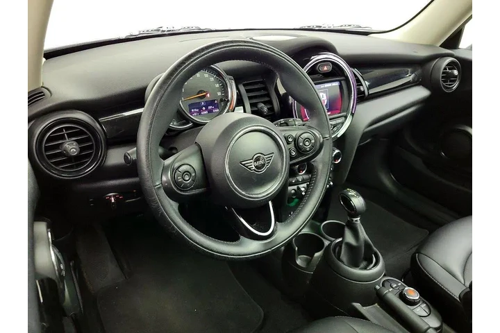 $15998 : MINI Hardtop 2 Door 2019 Coo image 9