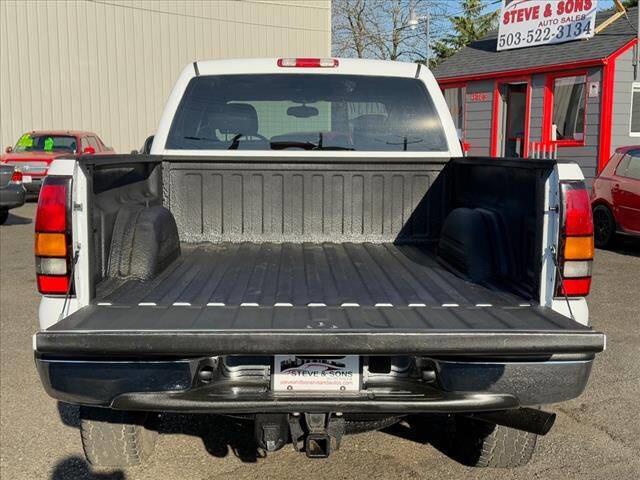 $24995 : 2004 GMC Sierra 2500HD SLT image 10