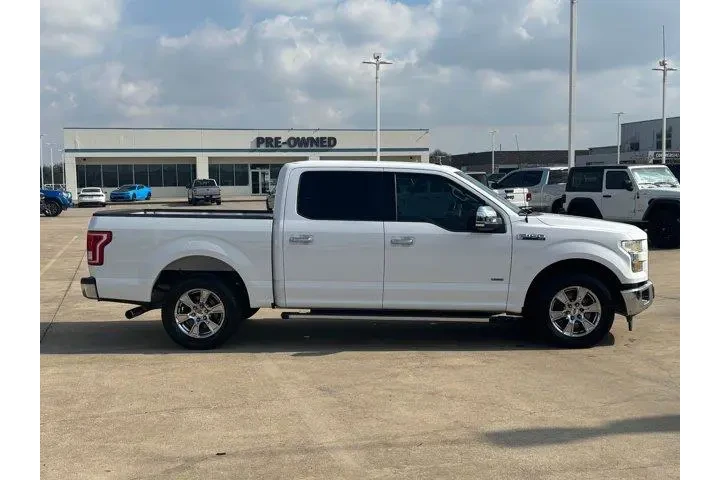 $15300 : Ford F-150 2017 4x2 Lariat 4 image 2