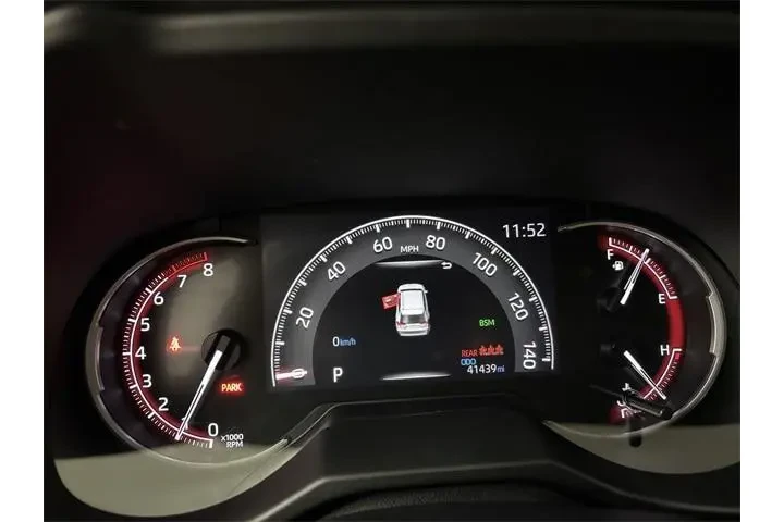 $29900 : Toyota RAV4 2023 AWD XLE Pre image 7