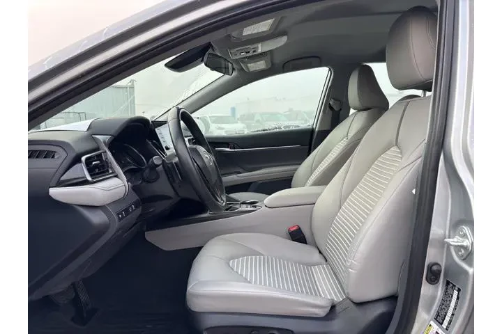 $26999 : Toyota Camry Hybrid 2023 SE image 4