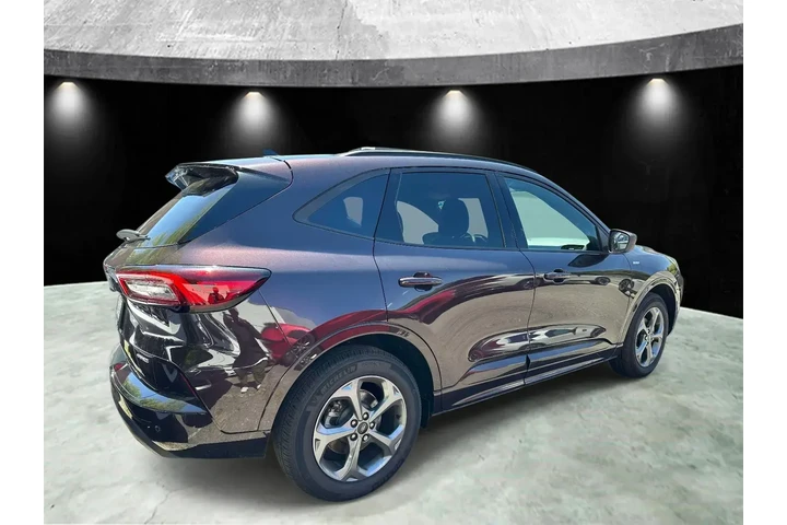 $26485 : Ford Escape 2023 AWD ST-Line image 3