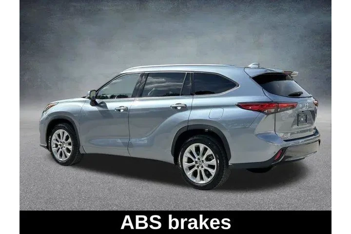 $25988 : Toyota Highlander 2021 Limit image 8