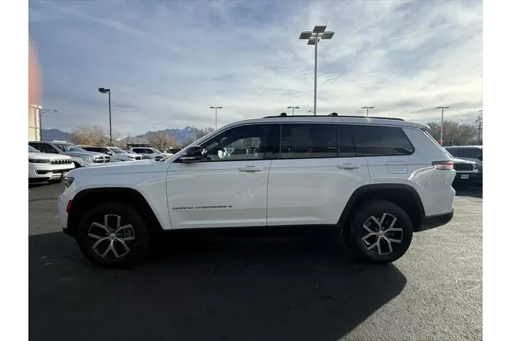 $33444 : Jeep Grand Cherokee L 2024 4 image 4