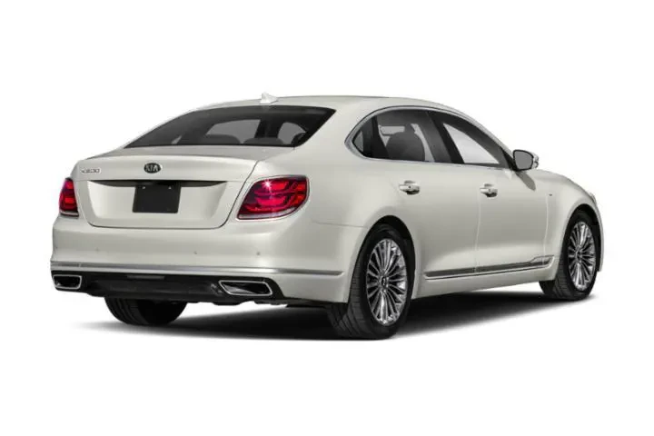 $17990 : Kia K900 2019 AWD Luxury 4dr image 5