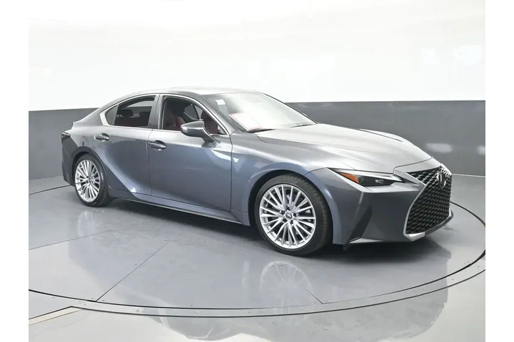 $39851 : Lexus IS 300 2025 4dr Sedan image 8