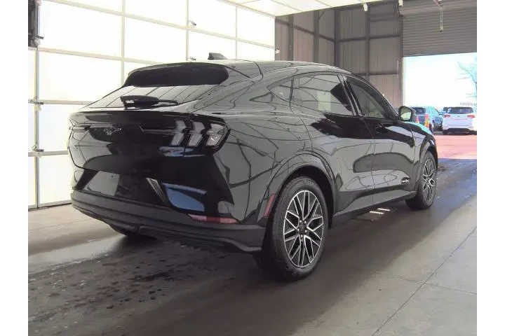 $33999 : Ford Mustang Mach-E 2025 AWD image 5