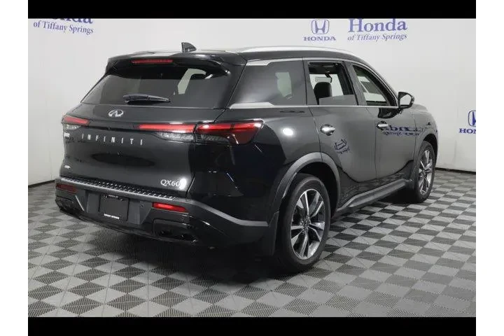 $39875 : INFINITI QX60 2023 AWD Luxe image 7