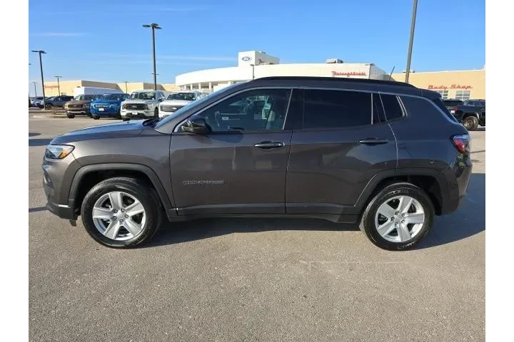 $21000 : Jeep Compass 2022 4x4 Latitu image 2