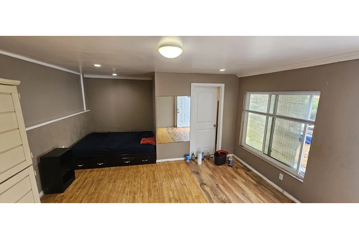 $1100 : Rento cuarto en Torrance image 2