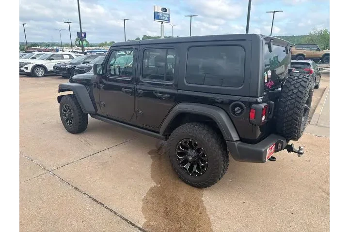 $29995 : Jeep Wrangler Unlimited 2021 image 6