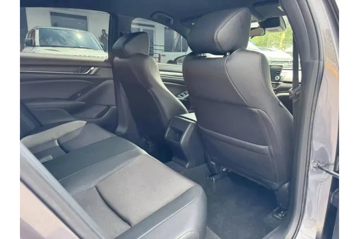 $13999 : 2019 Honda Accord image 4