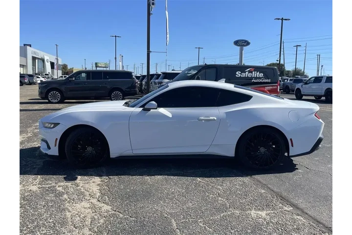 $27499 : Ford Mustang 2024 EcoBoost 2 image 6