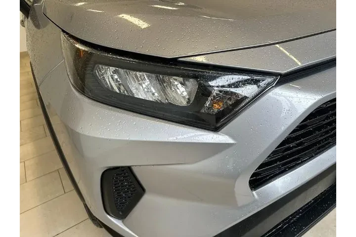 $26994 : Toyota RAV4 2022 AWD LE 4dr image 8