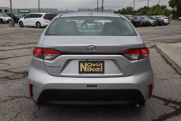 $19788 : 2023 Corolla LE image 5