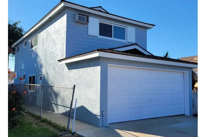 $2599 : Earnshaw Ave, Downey, CA 90242 image 2