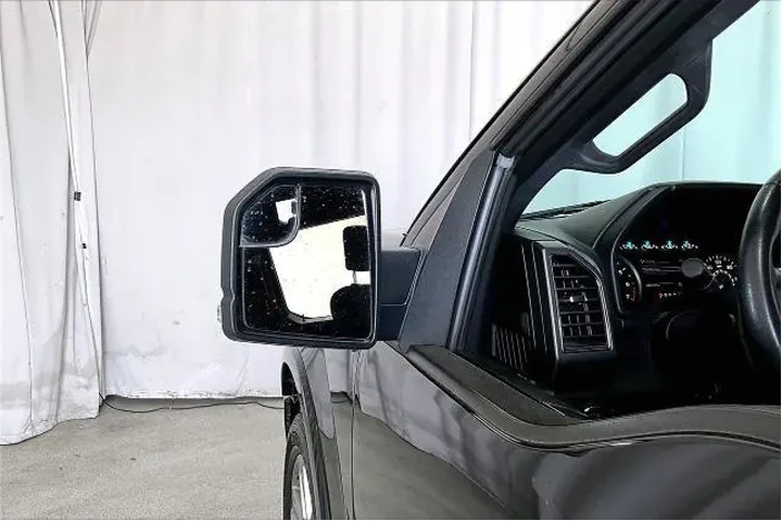 $20401 : Ford F-150 2018 4x2 XLT 4dr image 10