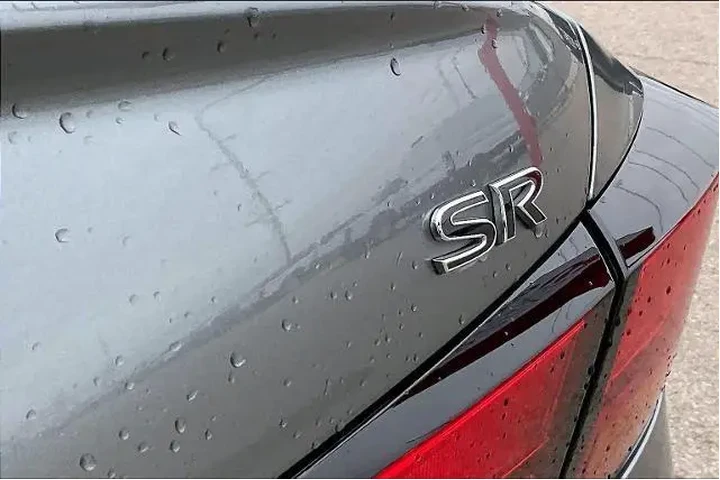 $19994 : Nissan Altima 2022 2.5 SR 4d image 9