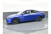 $16995 : Hyundai ELANTRA 2023 SEL 4dr thumbnail