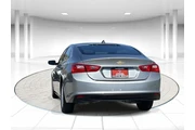 $17079 : Chevrolet Malibu 2024 LT 4dr thumbnail