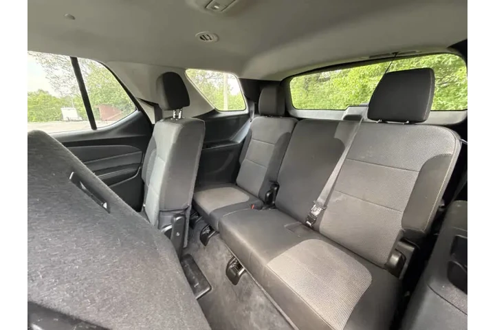$9999 : 2021 Traverse LS image 7