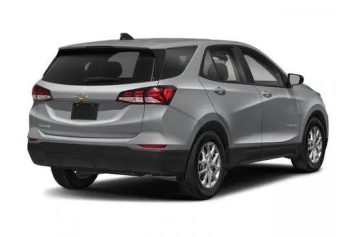 $23725 : Chevrolet Equinox 2024 LT 4d image 2