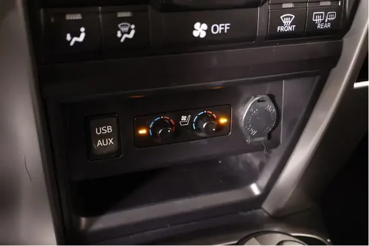 $29923 : Toyota 4Runner 2019 4x4 TRD image 7